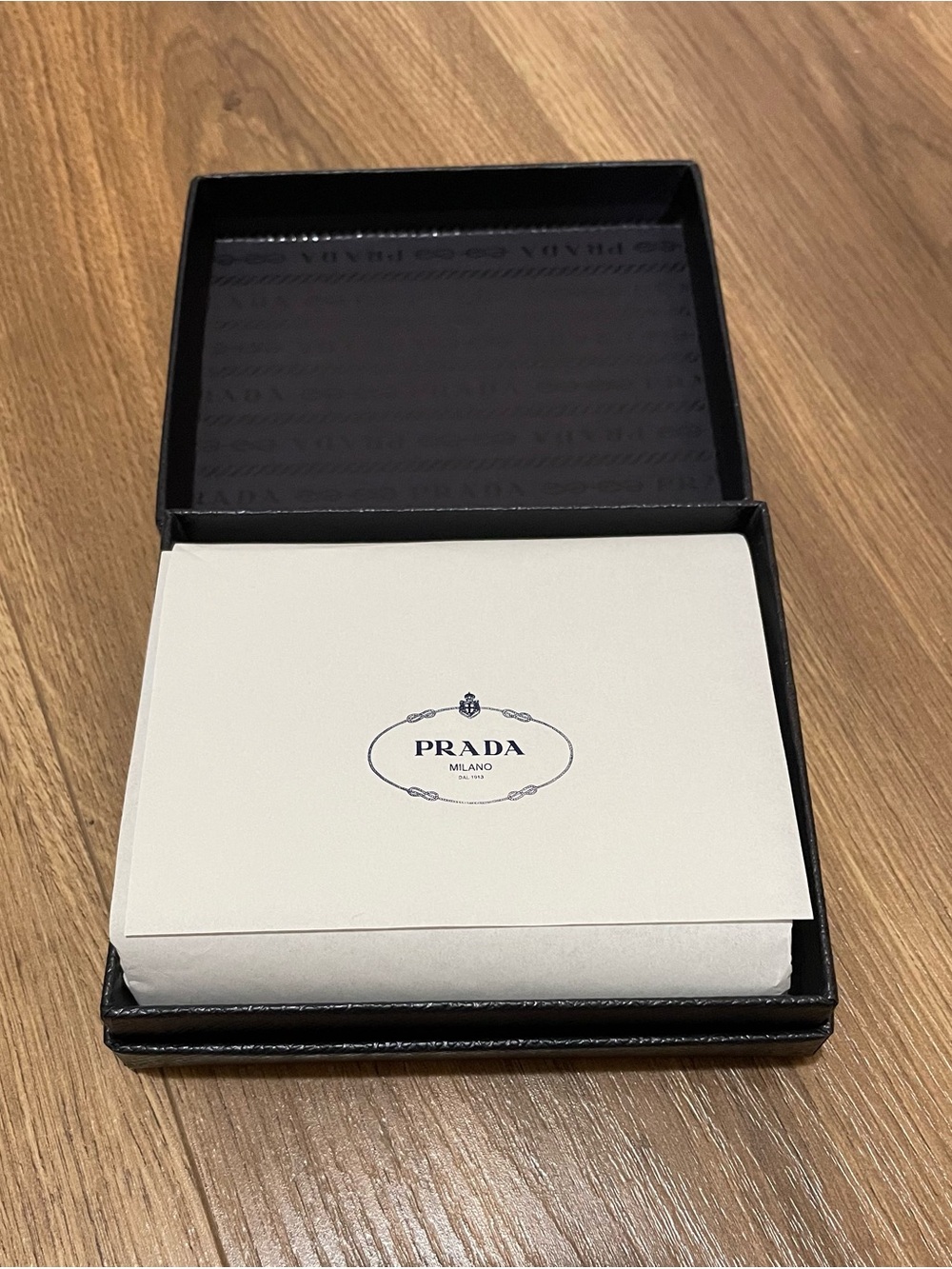 Prada Wallet - Picture 6 of 10